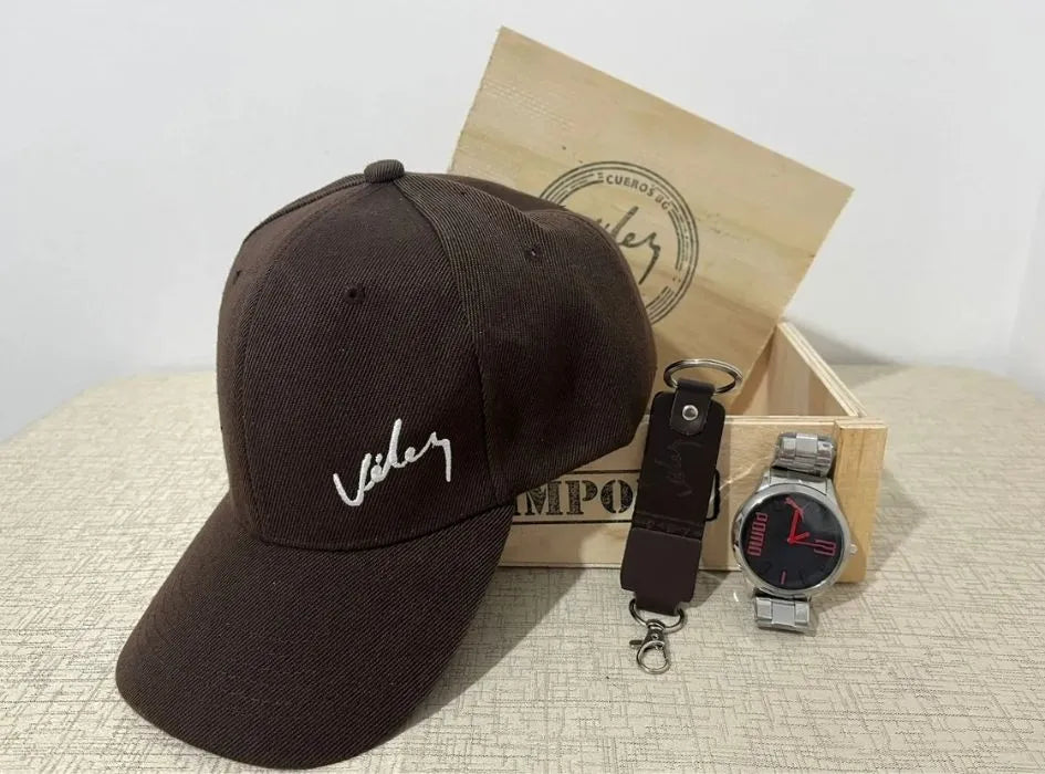 COMBO VELEZ: GORRA+ RELOJ+LLAVERO+ CAJA DE REGALO